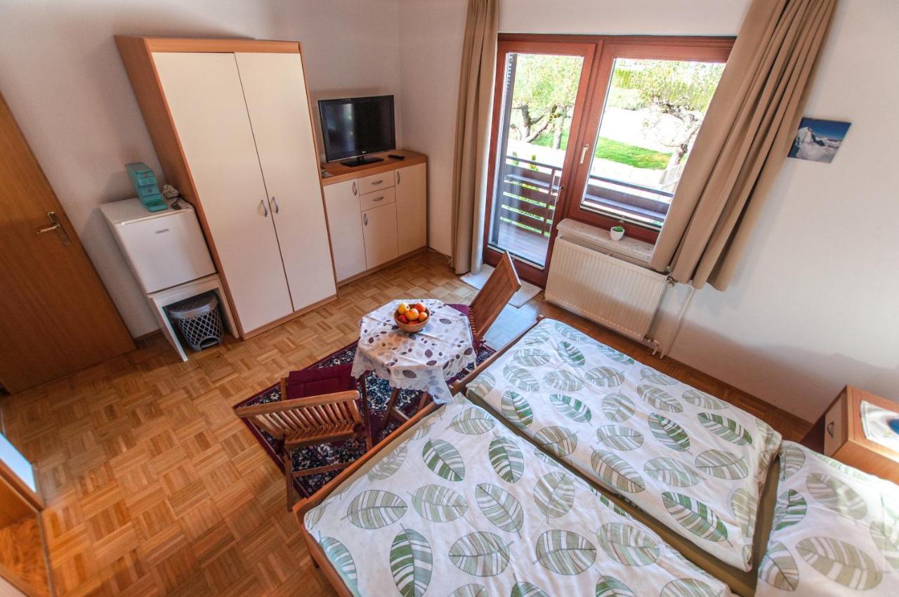 Guest House Alenka Bohinj Exterior photo
